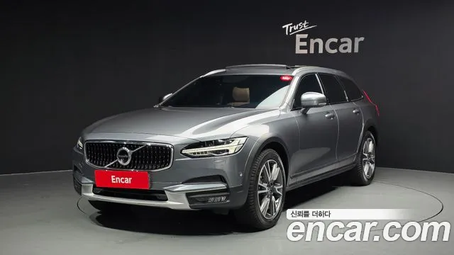 Volvo V90 2020 — фото 1