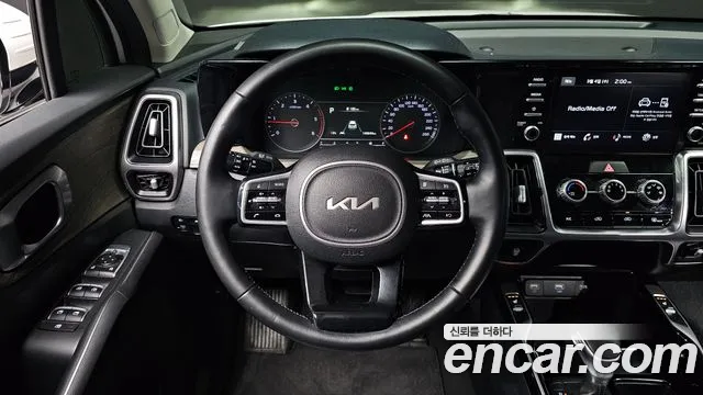 Kia Sorento 2022 — фото 13