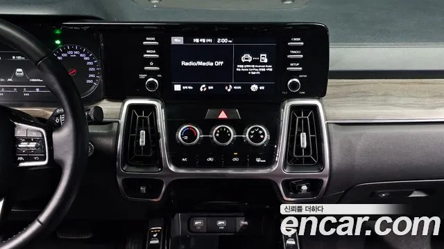 Kia Sorento 2022 — фото 15