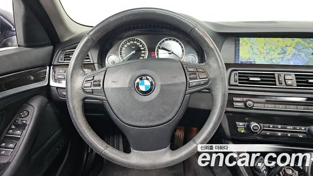 BMW 5-Series 2012 — фото 14