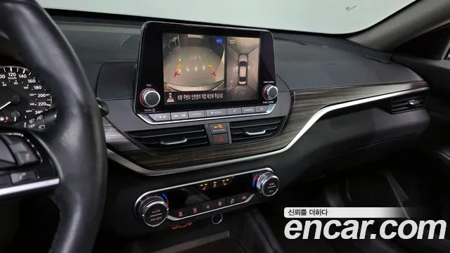Nissan Altima 2019 — фото 15