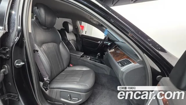 Hyundai Genesis 2015 — фото 10