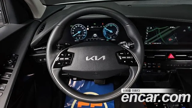 Kia Niro 2022 — фото 14