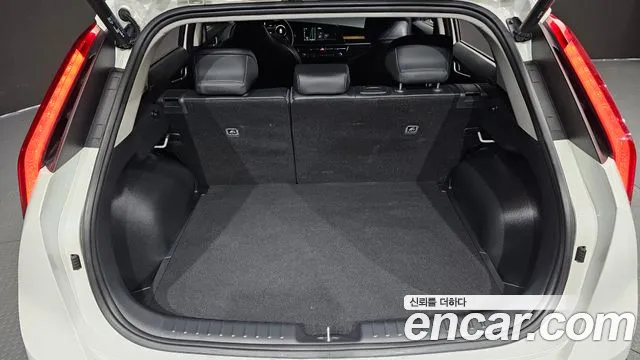 Kia Niro 2022 — фото 19