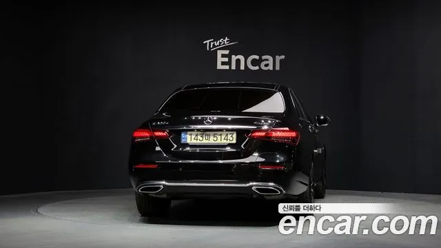 Mercedes-Benz E-Class 2021 — фото 4