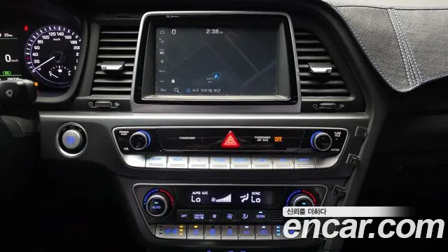 Hyundai Sonata 2018 — фото 14