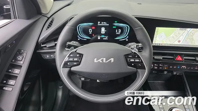 Kia Niro 2024 — фото 13