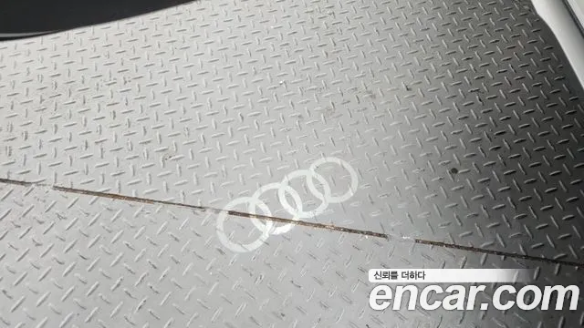 Audi A3 2023 — фото 19