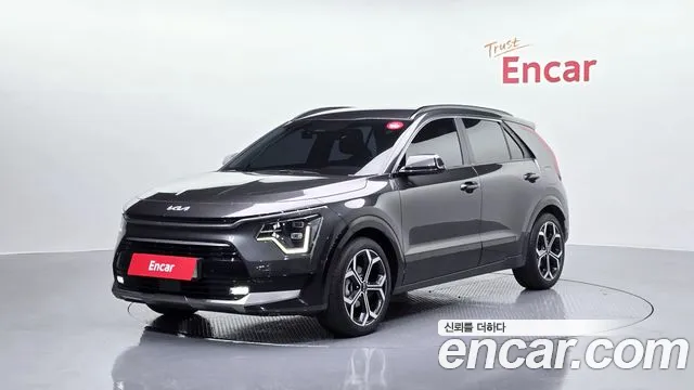 Kia Niro 2022 — фото 1