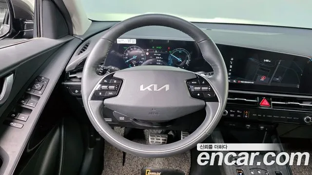 Kia Niro 2022 — фото 13