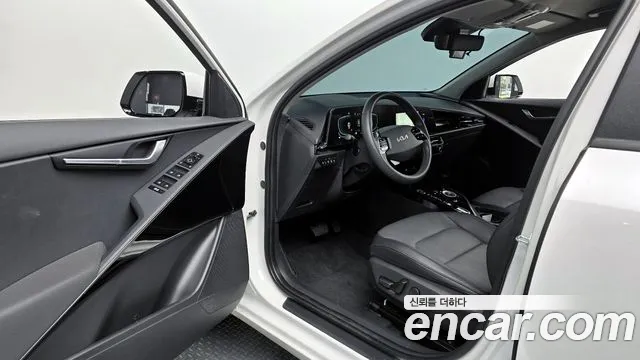 Kia Niro 2025 — фото 11