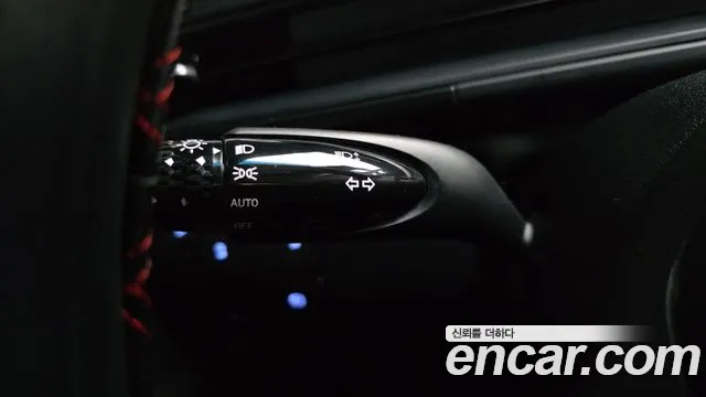 Hyundai Staria 2023 — фото 17
