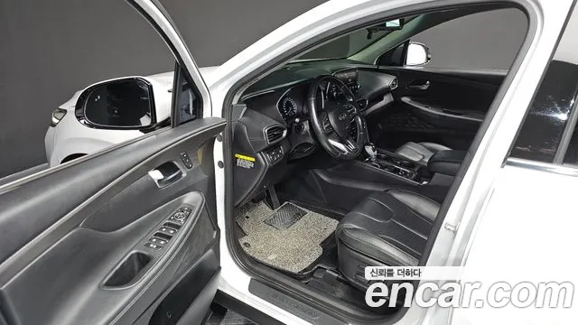 Hyundai Santafe 2020 — фото 10