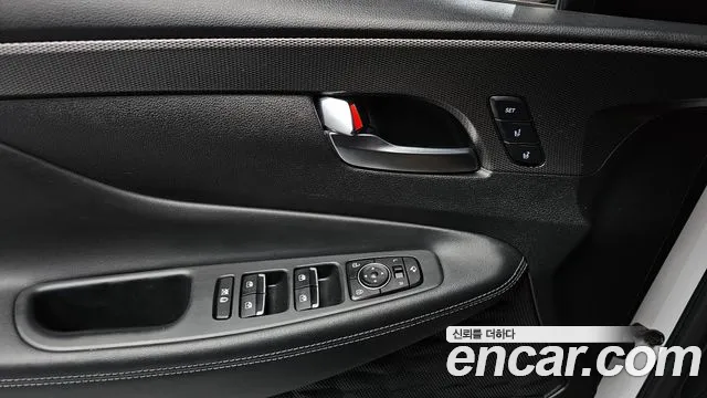 Hyundai Santafe 2020 — фото 12