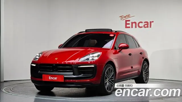 Porsche Macan 2023 — фото 1