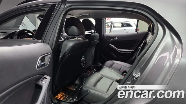 Mercedes-Benz GLA-Class 2019 — фото 12