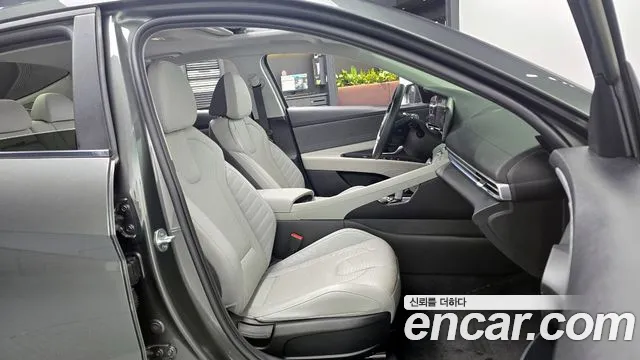 Hyundai AVANTE 2022 — фото 10