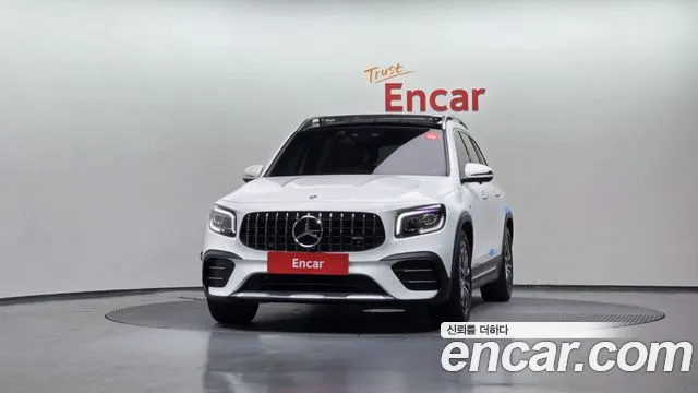 Mercedes-Benz GLB-Class 2023 — фото 3