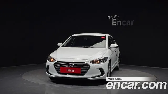 Hyundai AVANTE 2016 — фото 3