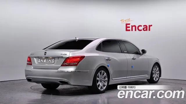 Hyundai Equus 2010 — фото 2