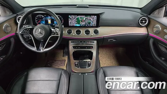 Mercedes-Benz E-Class 2022 — фото 7