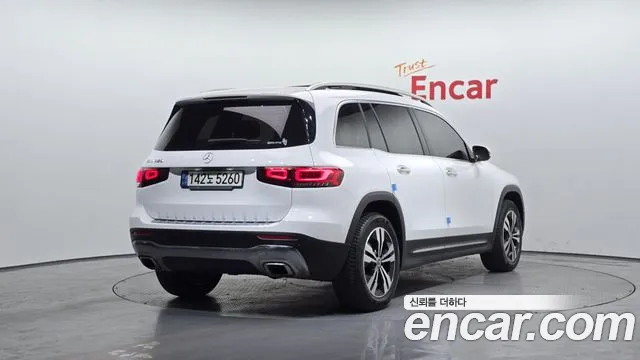 Mercedes-Benz GLB-Class 2020 — фото 2