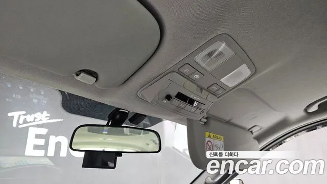 Hyundai Starex 2021 — фото 17
