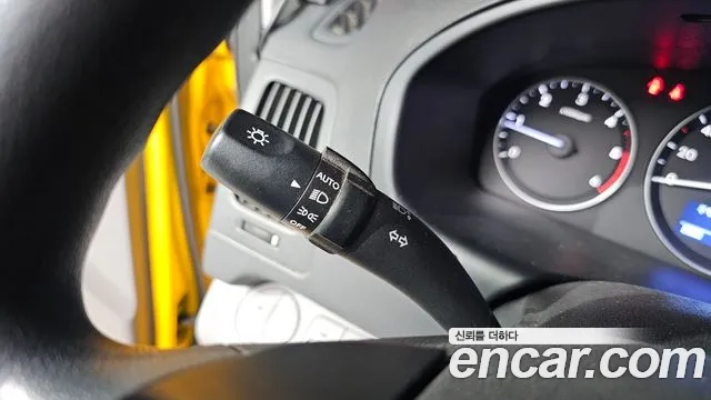 Hyundai Starex 2021 — фото 19