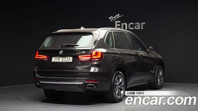BMW X5 2018 — фото 2