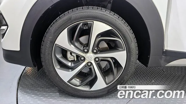 Hyundai Tucson 2017 — фото 5