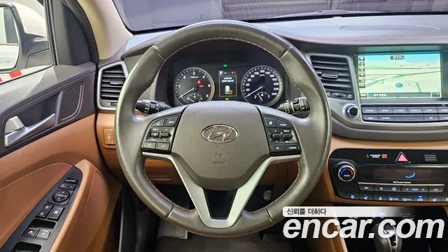 Hyundai Tucson 2017 — фото 13