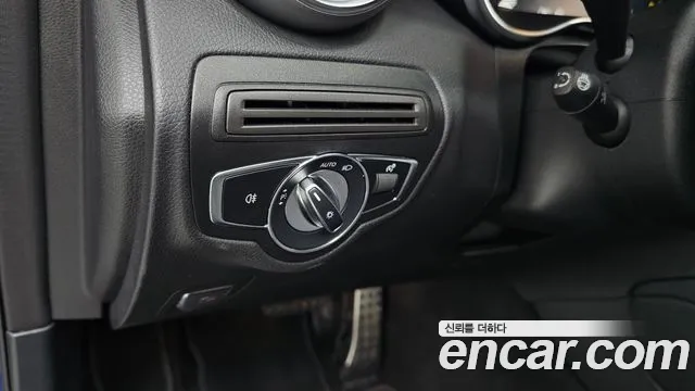 Mercedes-Benz GLC-Class 2023 — фото 17