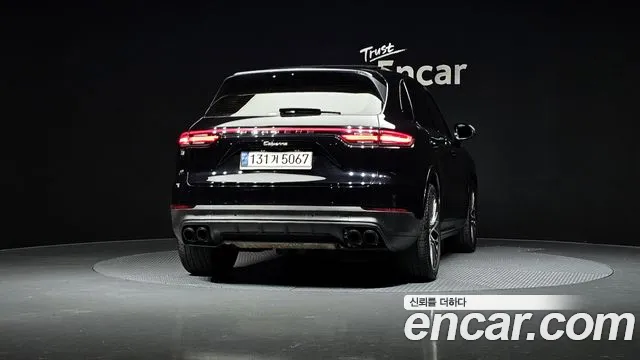 Porsche Cayenne 2021 — фото 4