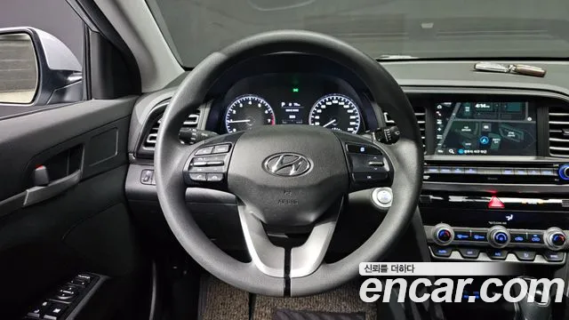 Hyundai AVANTE 2020 — фото 13