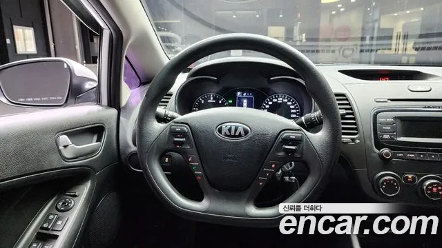 Kia K3 2016 — фото 14