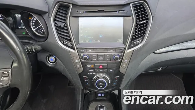 Hyundai Santafe 2017 — фото 15
