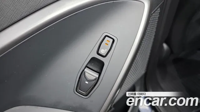 Hyundai Santafe 2017 — фото 18