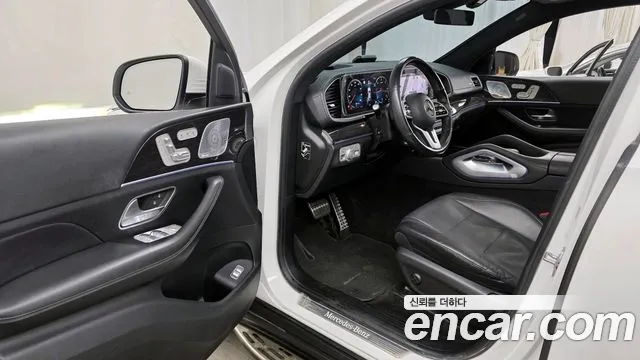 Mercedes-Benz GLE-Class 2021 — фото 10