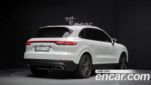 Porsche Cayenne 2019 — фото 2