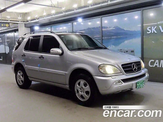 Mercedes-Benz M-class 2004 — фото 1