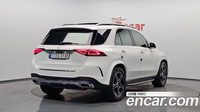 Mercedes-Benz GLE-Class 2021 — фото 2