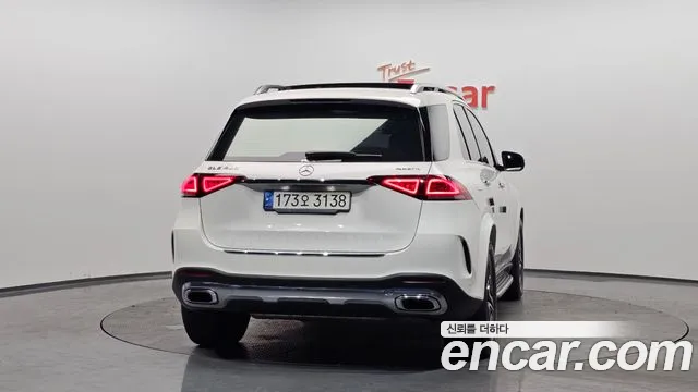 Mercedes-Benz GLE-Class 2021 — фото 4