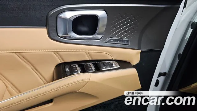 Kia Sorento 2023 — фото 17