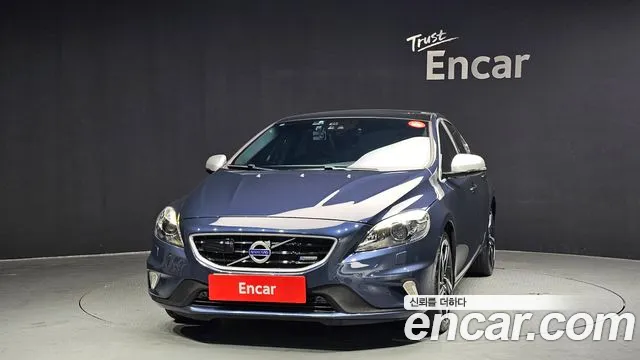 Volvo V40 2015 — фото 3