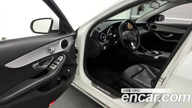 Mercedes-Benz C-Class 2016 — фото 10