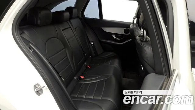 Mercedes-Benz C-Class 2016 — фото 12
