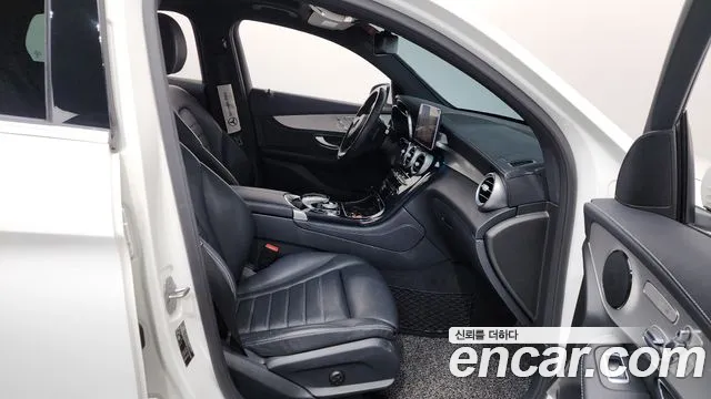 Mercedes-Benz GLC-Class 2018 — фото 11