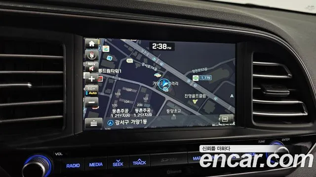 Hyundai AVANTE 2019 — фото 14