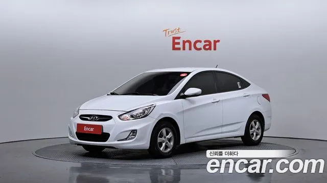 Hyundai Accent 2011 — фото 1