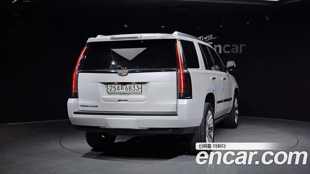 Cadillac Escalade 2019 — фото 4